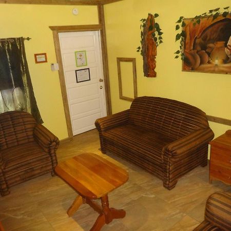 Cocopele Inn San Ignacio Bagian luar foto
