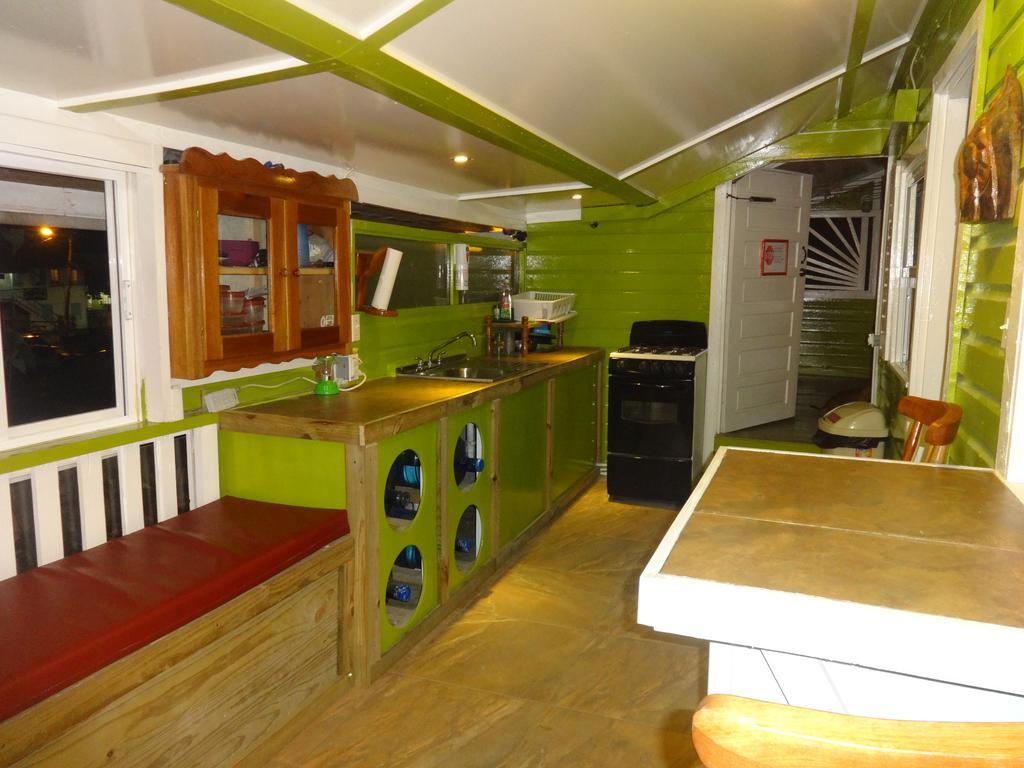 Cocopele Inn San Ignacio Bagian luar foto