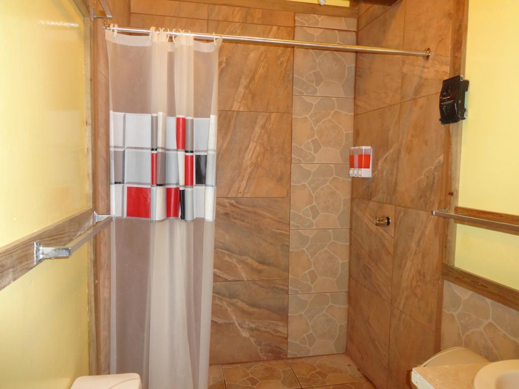 Cocopele Inn San Ignacio Bagian luar foto