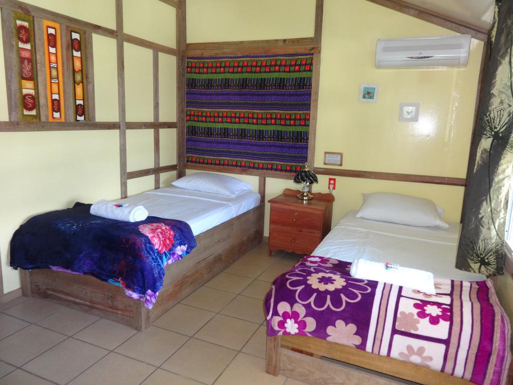 Cocopele Inn San Ignacio Bagian luar foto