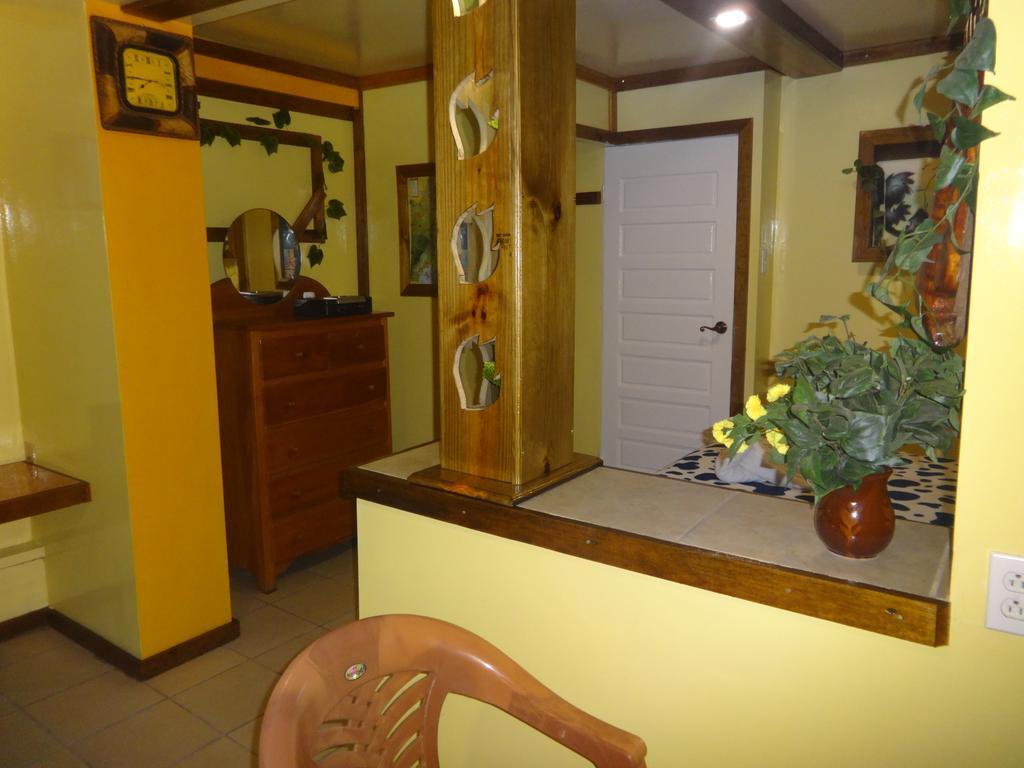 Cocopele Inn San Ignacio Bagian luar foto