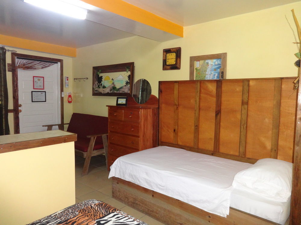 Cocopele Inn San Ignacio Bagian luar foto