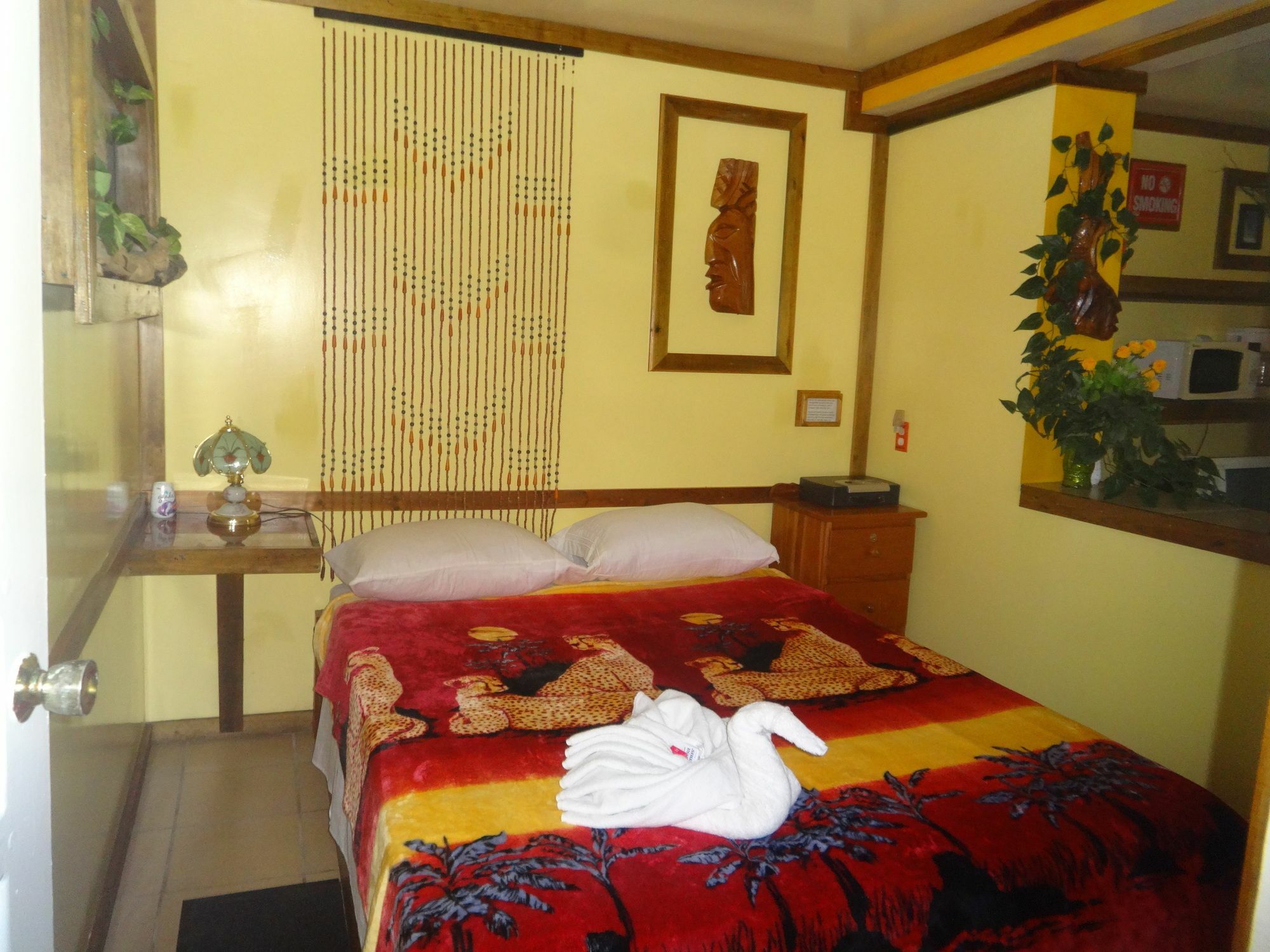 Cocopele Inn San Ignacio Bagian luar foto
