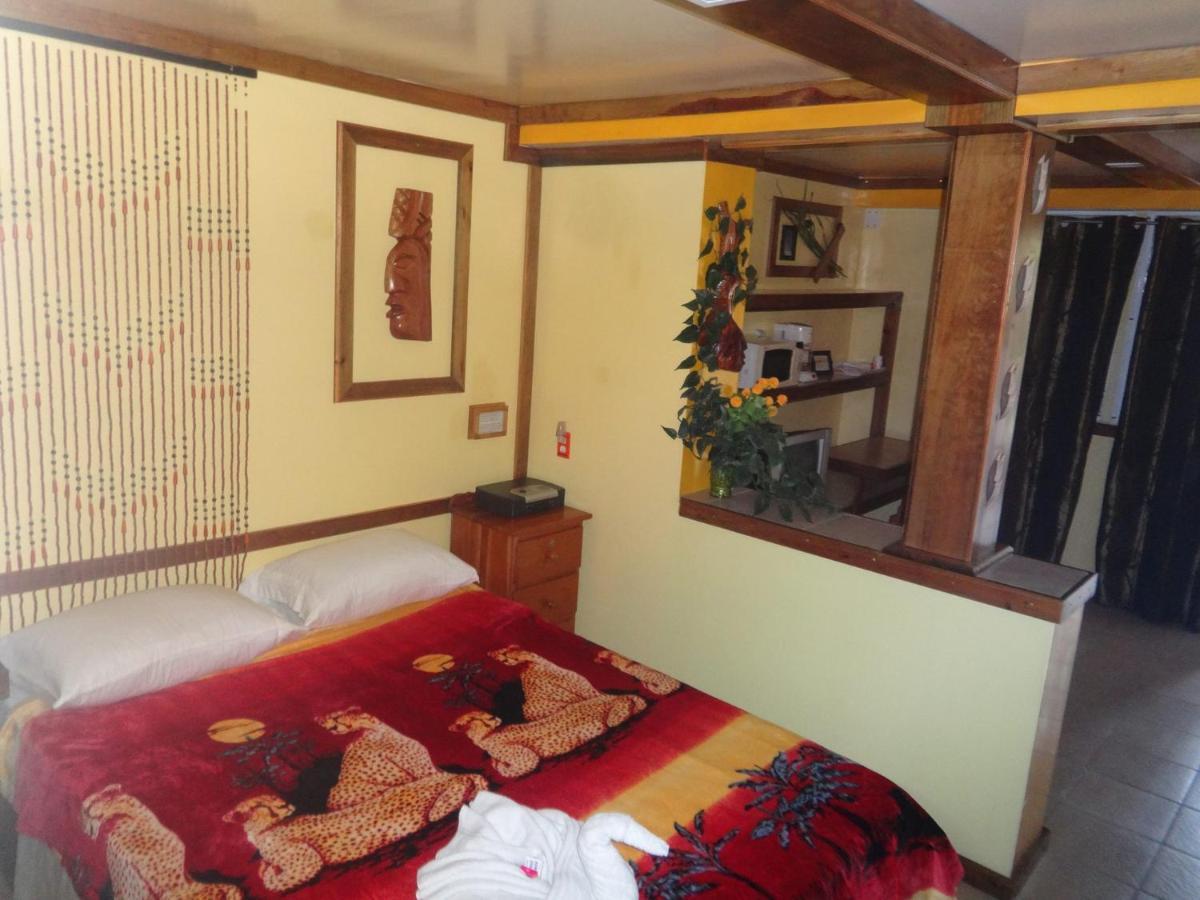 Cocopele Inn San Ignacio Bagian luar foto